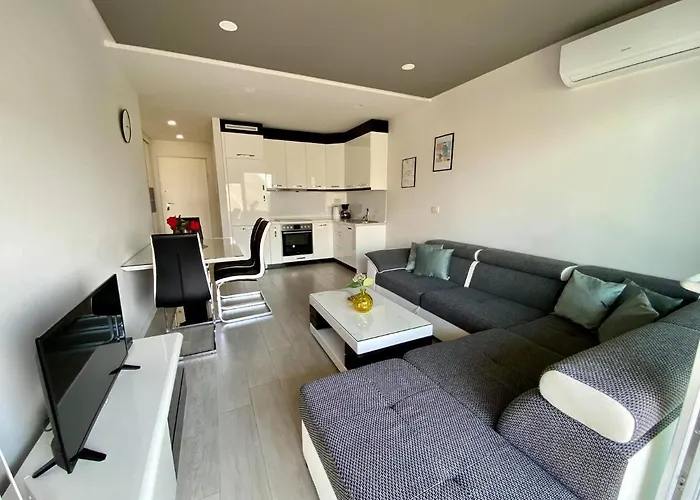 Modern Apartments With Garage